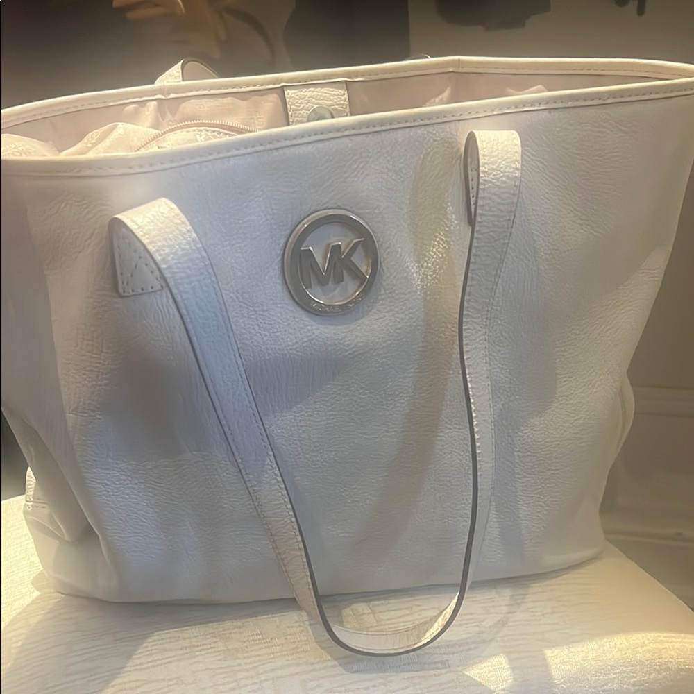 Michael Kors White Tote Bag